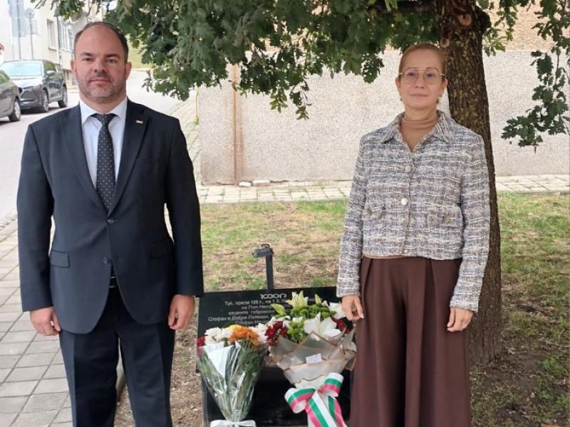 Габрово е домакин на тържественото честване на 130-ата годишнина от основаването на първата ТПК у нас. 331