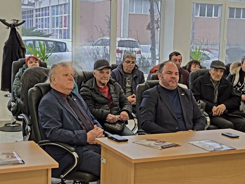 Регионалният център за социална икономика и социални иновации - гр. Бургас беше домакин на прожекцията на документалния филм &bdquo;Труд и солидарност&ldquo; 468