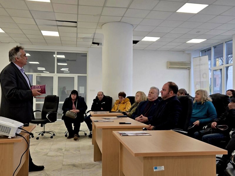 Регионалният център за социална икономика и социални иновации - гр. Бургас беше домакин на прожекцията на документалния филм &bdquo;Труд и солидарност&ldquo; 469