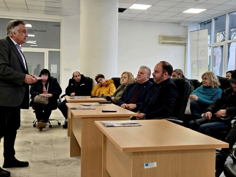 Регионалният център за социална икономика и социални иновации - гр. Бургас беше домакин на прожекцията на документалния филм &bdquo;Труд и солидарност&ldquo; 476