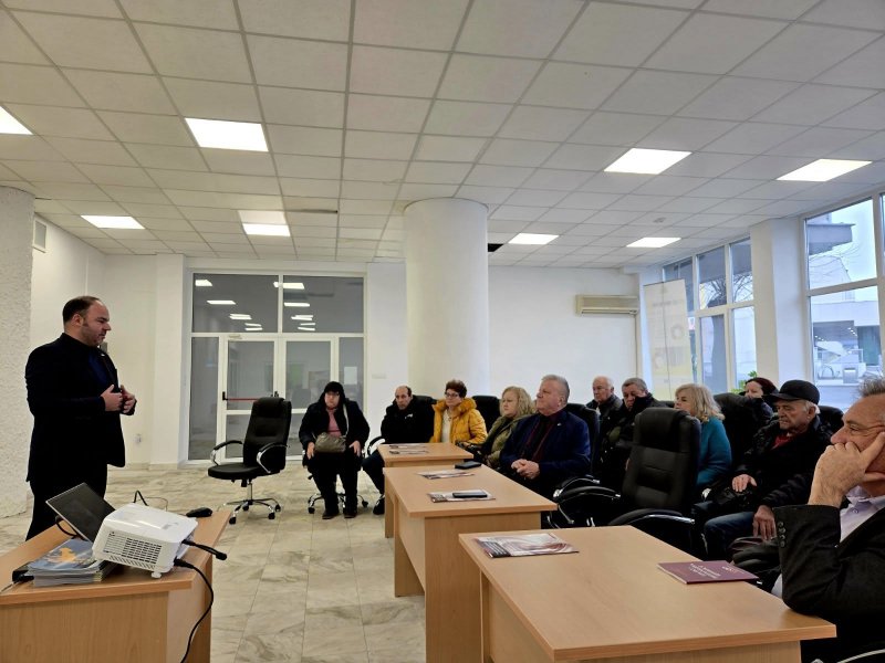 Регионалният център за социална икономика и социални иновации - гр. Бургас беше домакин на прожекцията на документалния филм &bdquo;Труд и солидарност&ldquo; 478